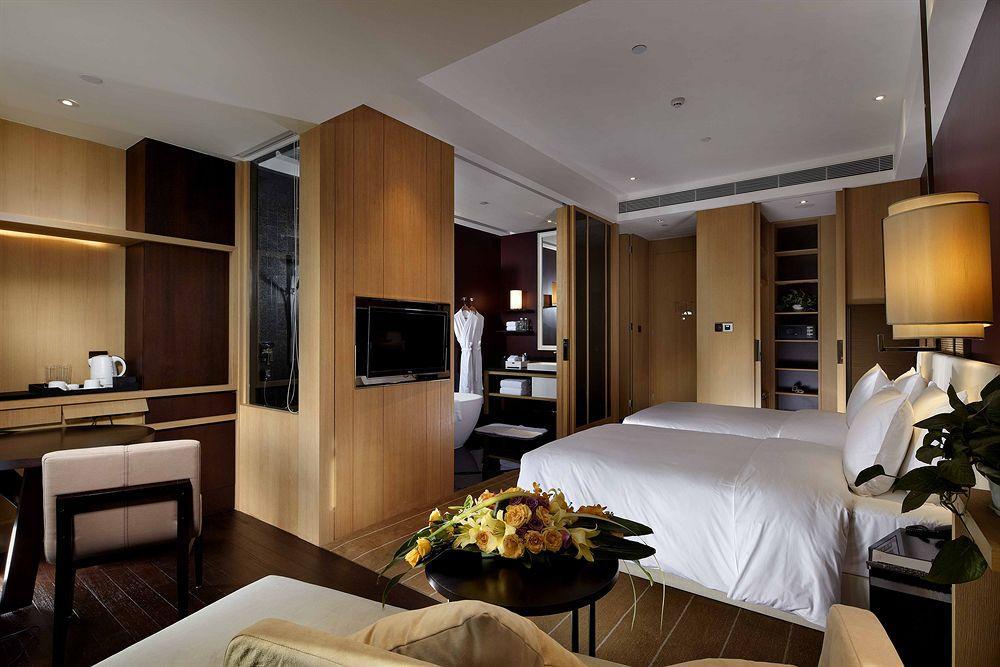 Mumian Shenzhen Luohu Jdv By Hyatt Hotel Exterior photo