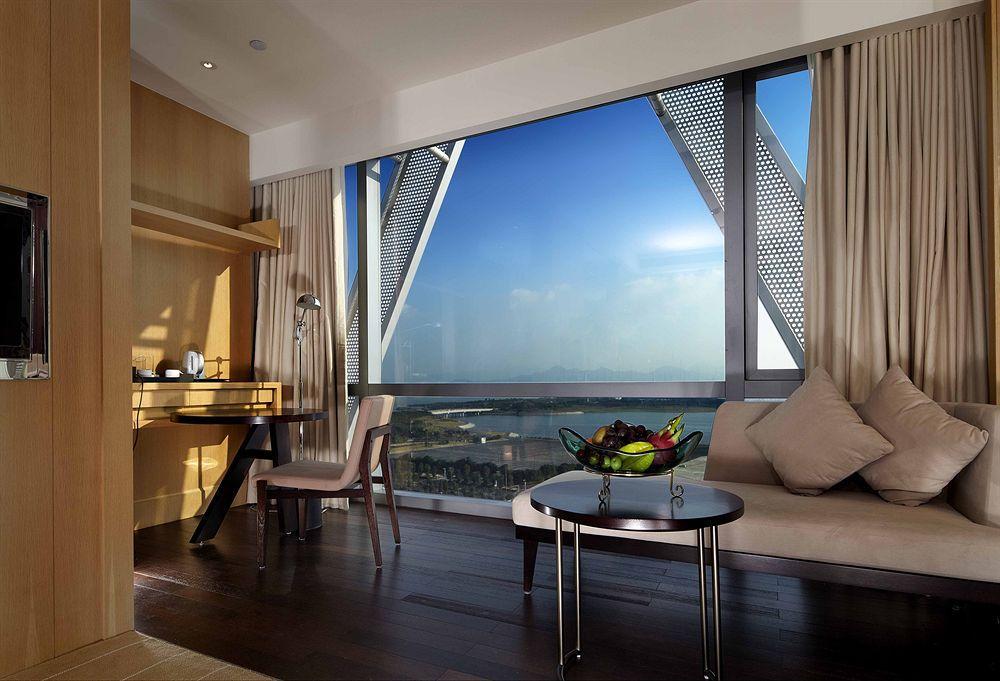 Mumian Shenzhen Luohu Jdv By Hyatt Hotel Exterior photo