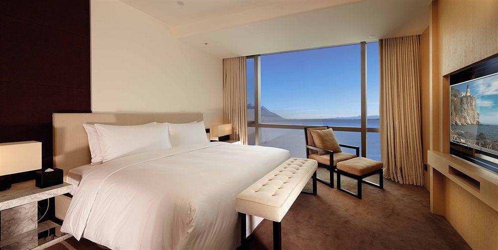 Mumian Shenzhen Luohu Jdv By Hyatt Hotel Exterior photo